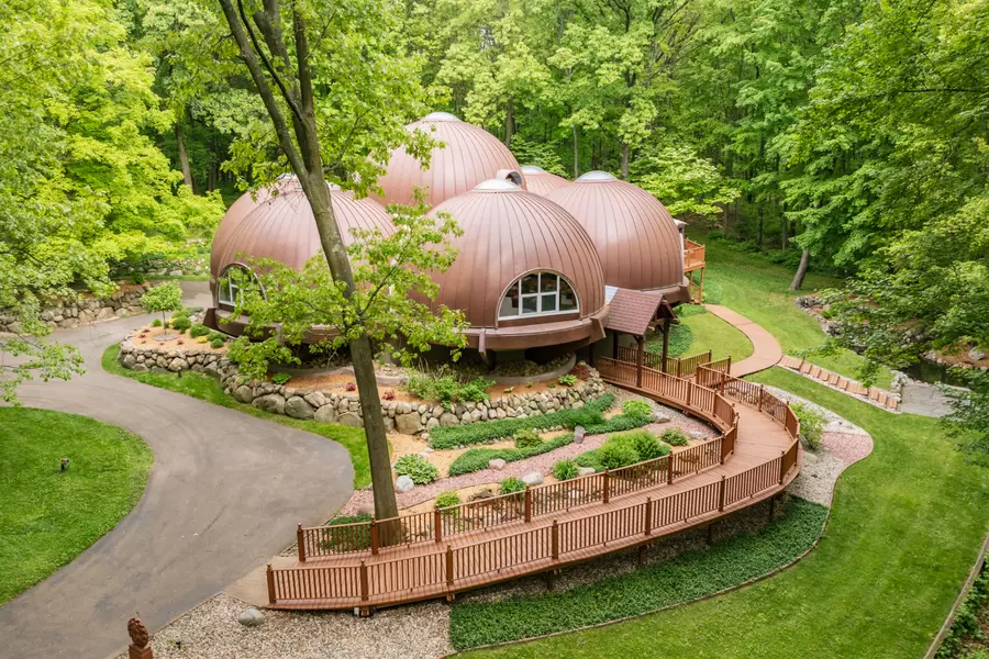 2755 N 9th Street, Kalamazoo, MI 49009