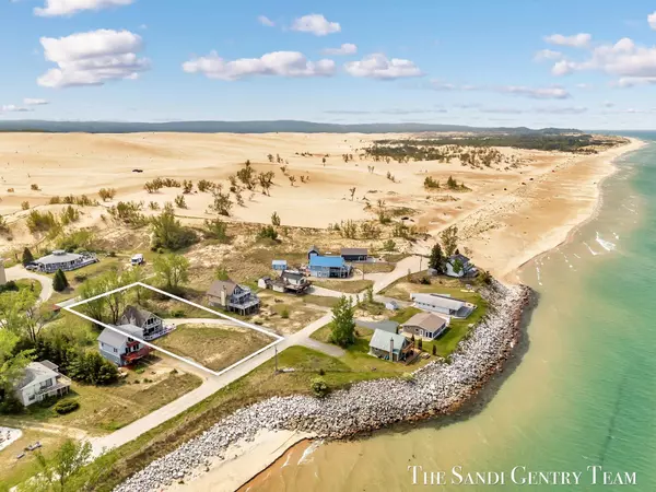 Mears, MI 49436,2806 N Lakeshore Drive