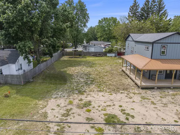 Kentwood, MI 49548,v/n402 48th SE Street