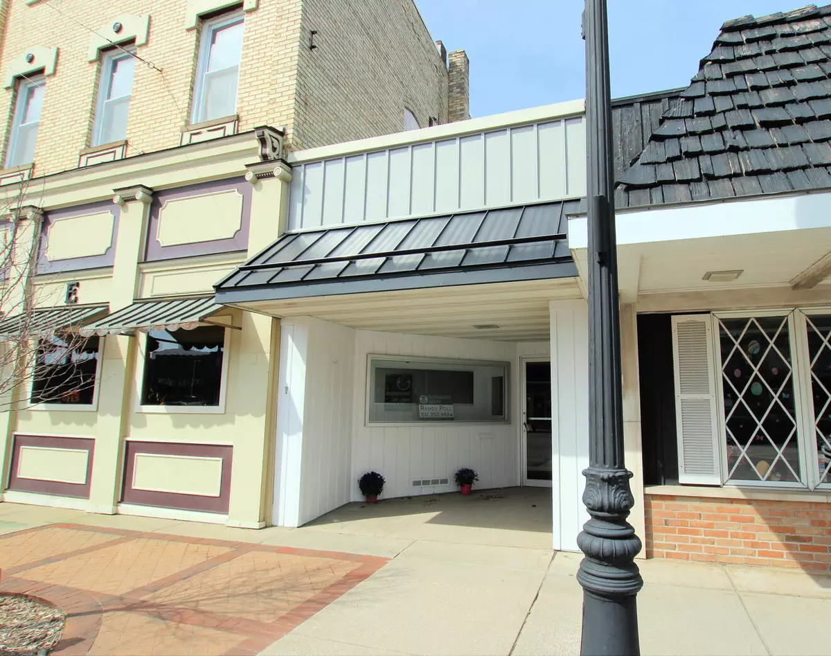 Fremont, MI 49412,11 W Main Street