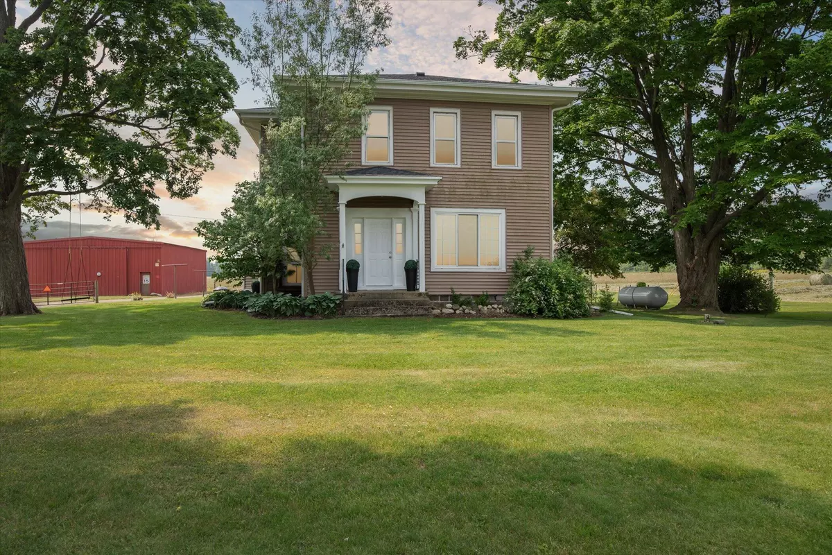 Vicksburg, MI 49097,411 W X Y Avenue