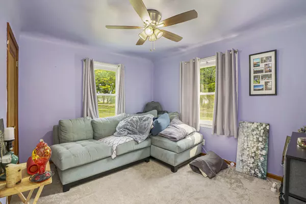 Romulus, MI 48174,18422 Merriman Road