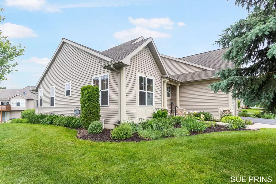 3107 Rain Tree Court #36, Hudsonville, MI 49426
