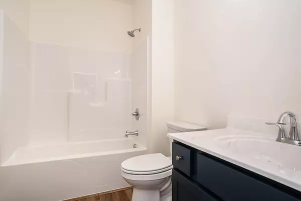 Muskegon, MI 49444,2477 Gray Wolf Way