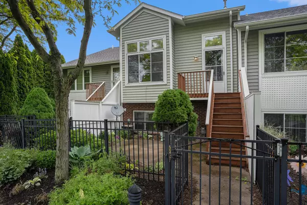 Holland, MI 49423,302 Northeast Crossing