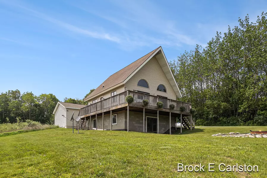 7403 S 48th Avenue, Montague, MI 49437