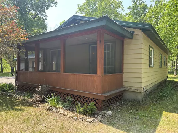 Baldwin, MI 49304,5649 W 76th Street
