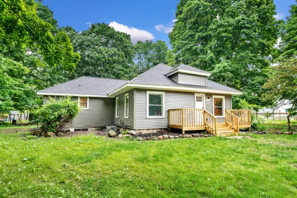 925 133rd Avenue, Wayland, MI 49348