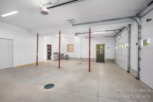 Stanton, MI 48888,1034 Thompson SW Street