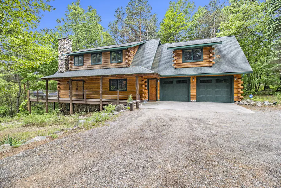1547 N Dennis Road, Ludington, MI 49431