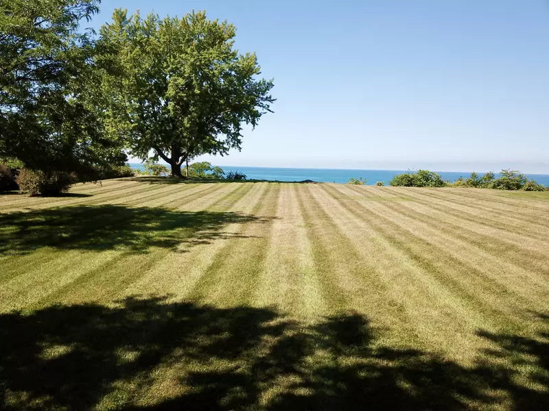 3274 Lakeshore Drive, St. Joseph, MI 49085