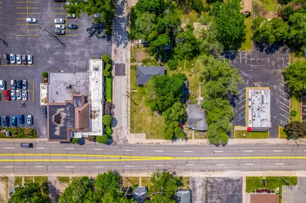 Muskegon, MI 49442,719 E Apple Avenue