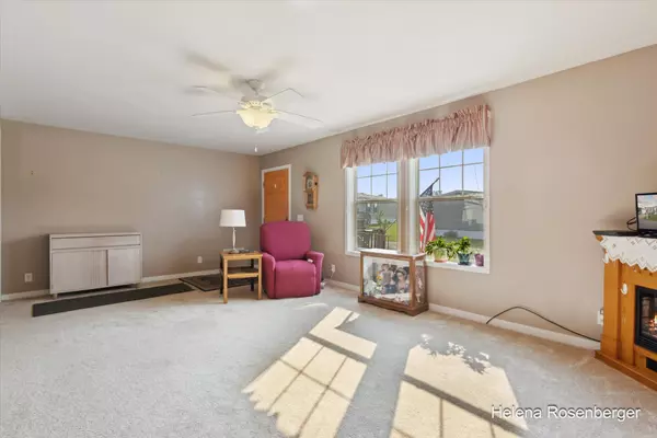 Grand Rapids, MI 49534,79 Shapell NW Lane