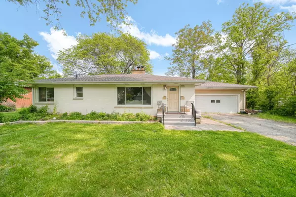 East Lansing, MI 48823,2618 Greencliff Drive