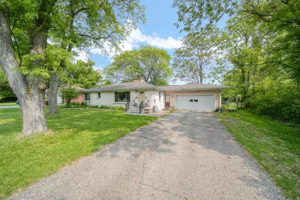 East Lansing, MI 48823,2618 Greencliff Drive