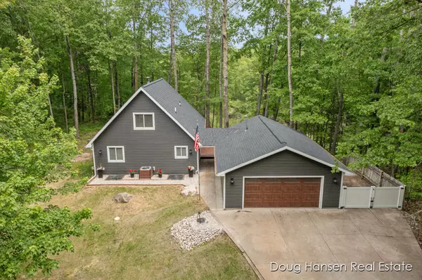 Stanwood, MI 49346,8120 Carriage Lane