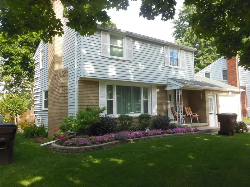 1225 N Magnolia Avenue, Lansing, MI 48912