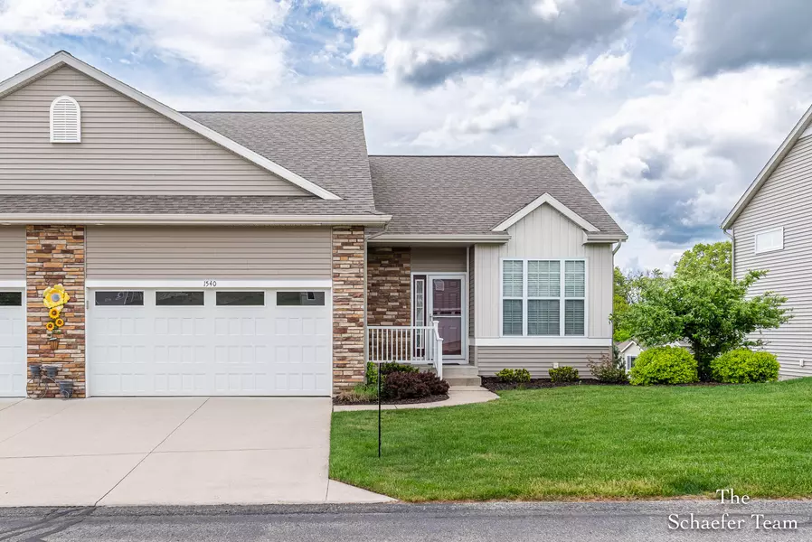 1540 Center Hill SE Road, Lowell, MI 49331
