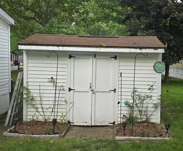 Muskegon, MI 49442,2317 Shamrock Lane