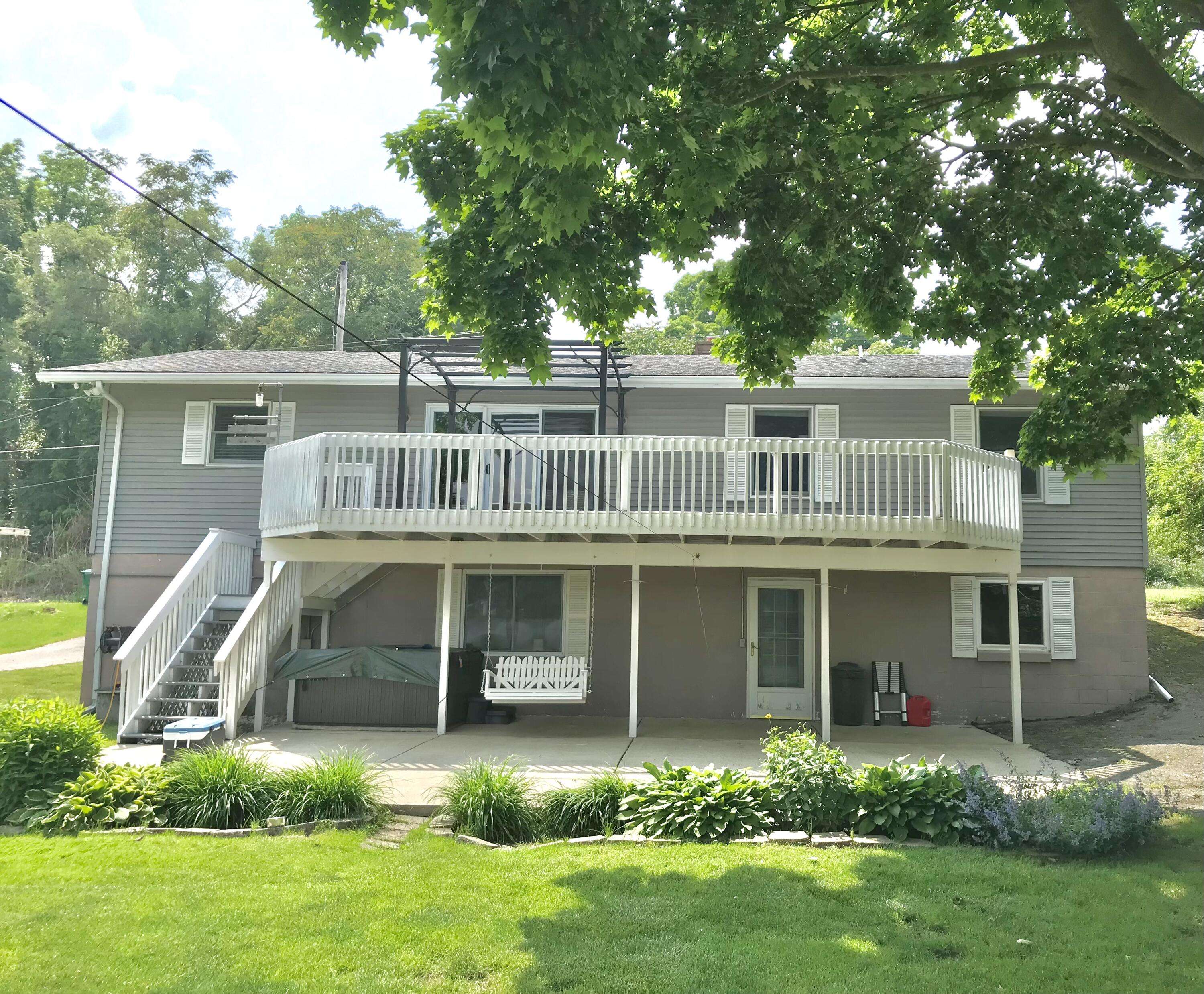 66223 Grey Lake Road, Sturgis, MI 49091