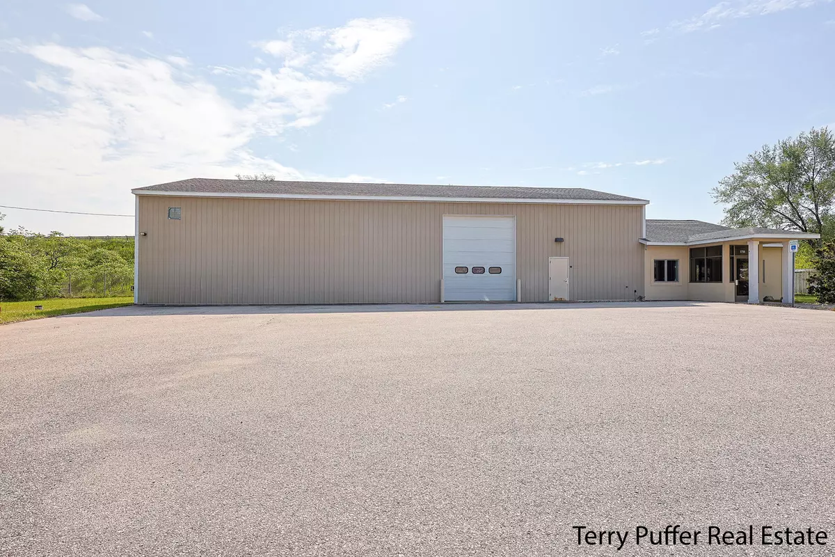 Muskegon, MI 49442,1718 Broadmoor Street
