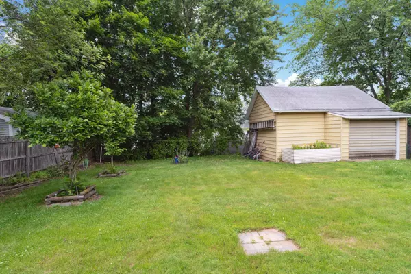 Jackson, MI 49203,1704 Pringle Avenue