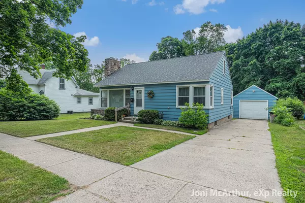 Greenville, MI 48838,803 W Cass Street