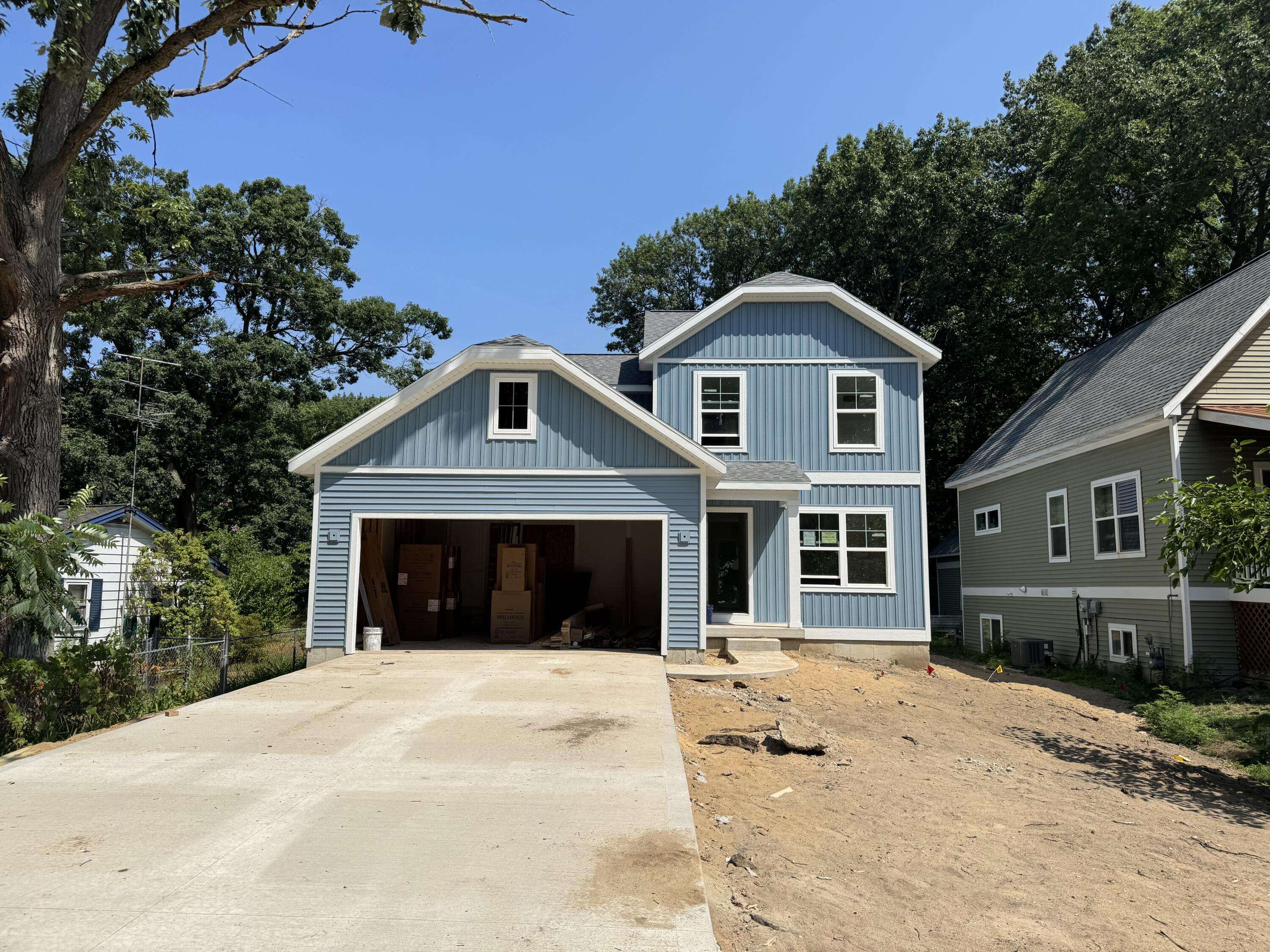 45 Manley Avenue, Holland, MI 49424