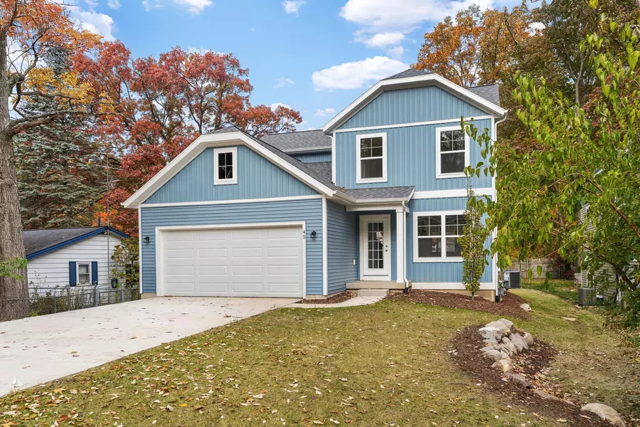 45 Manley Avenue, Holland, MI 49424
