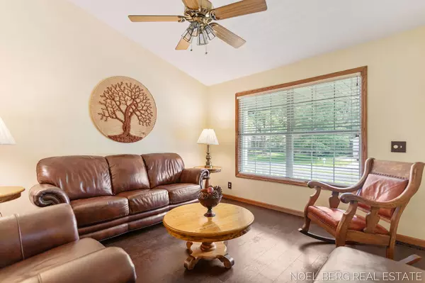 Fruitport, MI 49415,6711 N Point Drive