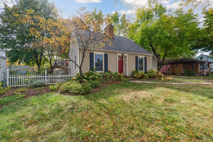 856 Mulford SE Drive, Grand Rapids, MI 49507