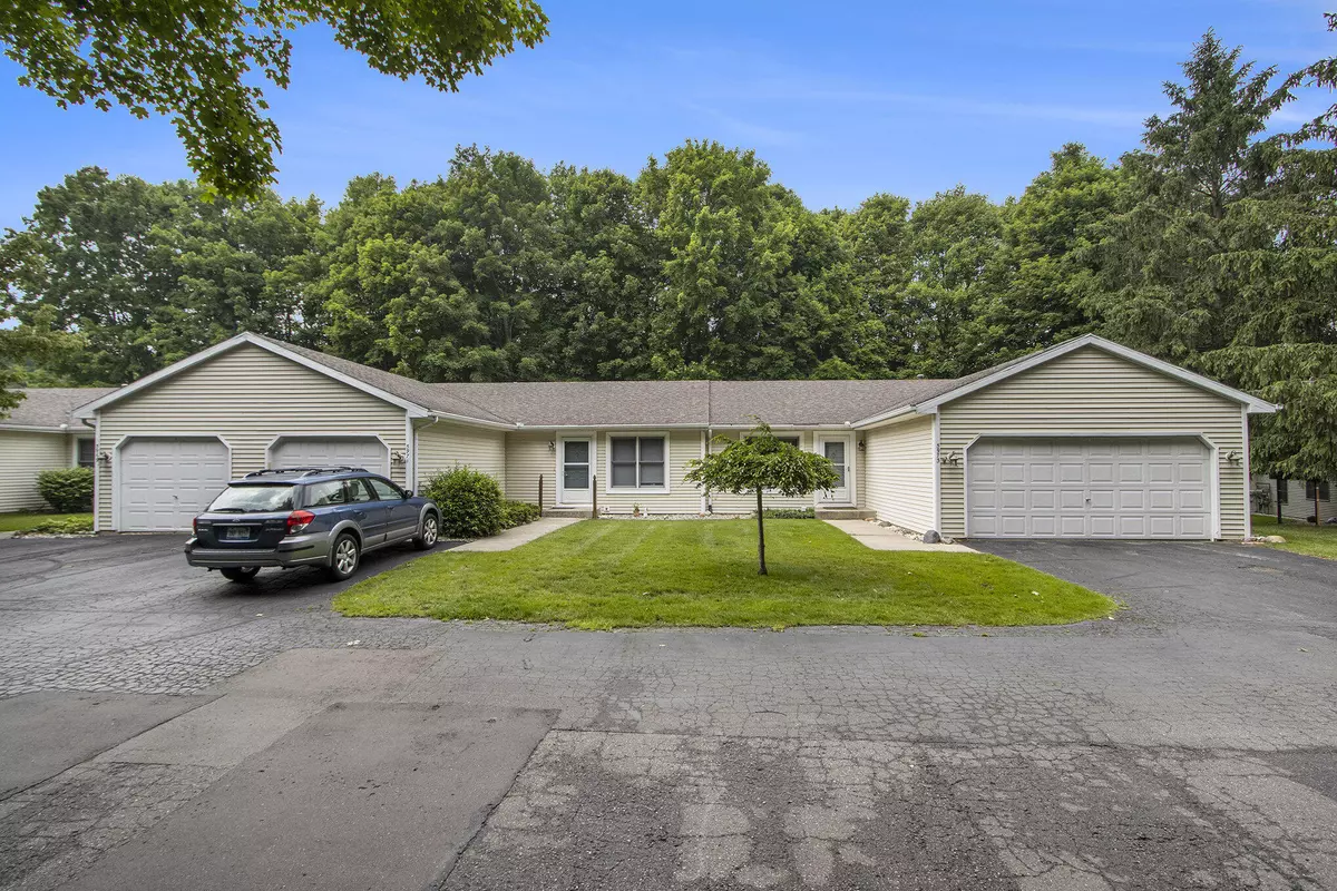 Kalamazoo, MI 49009,5973 Woodsong Way