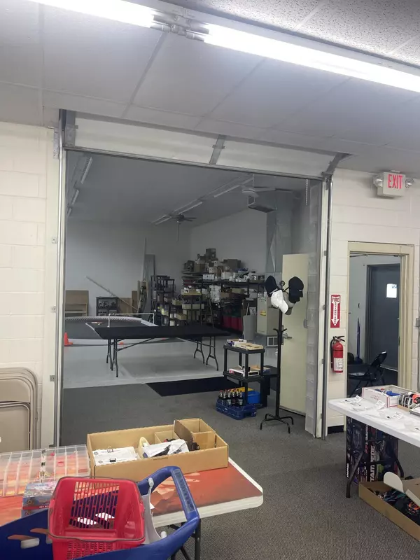 Holland, MI 49424,367 E Lakewood Boulevard