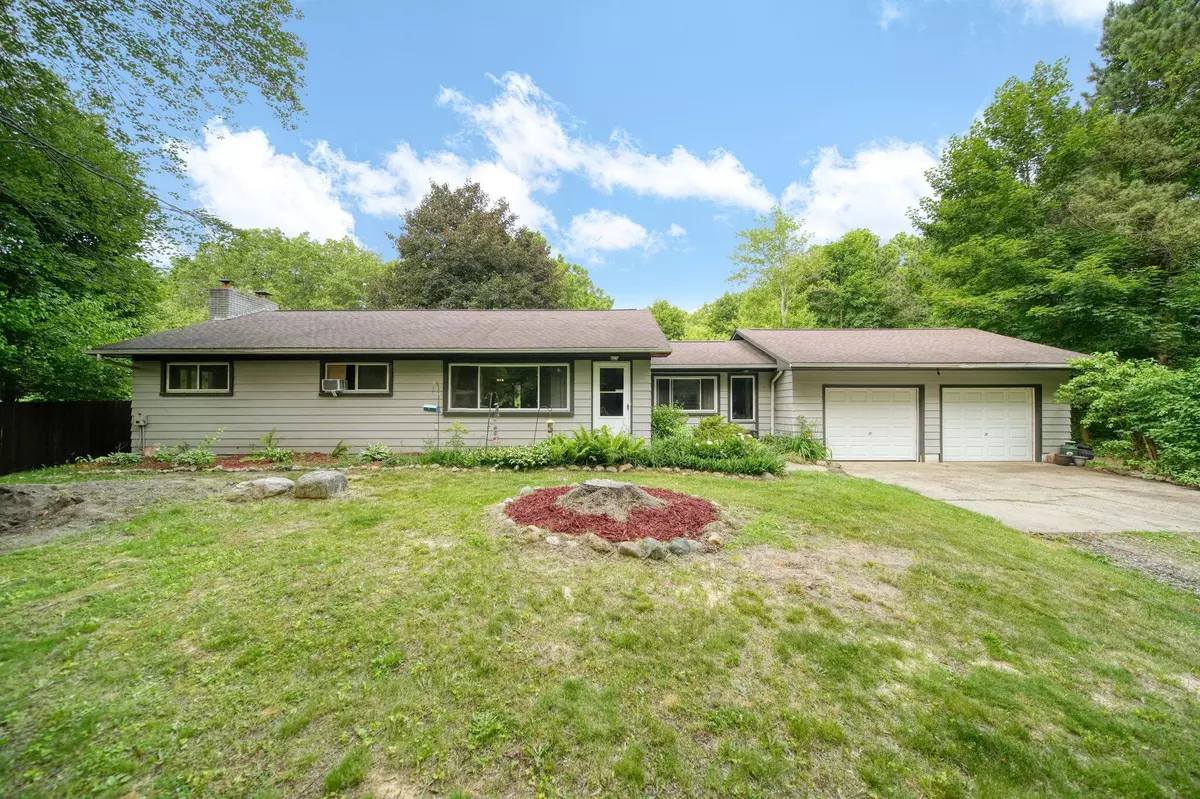 Chelsea, MI 48118,16867 Waterloo Road