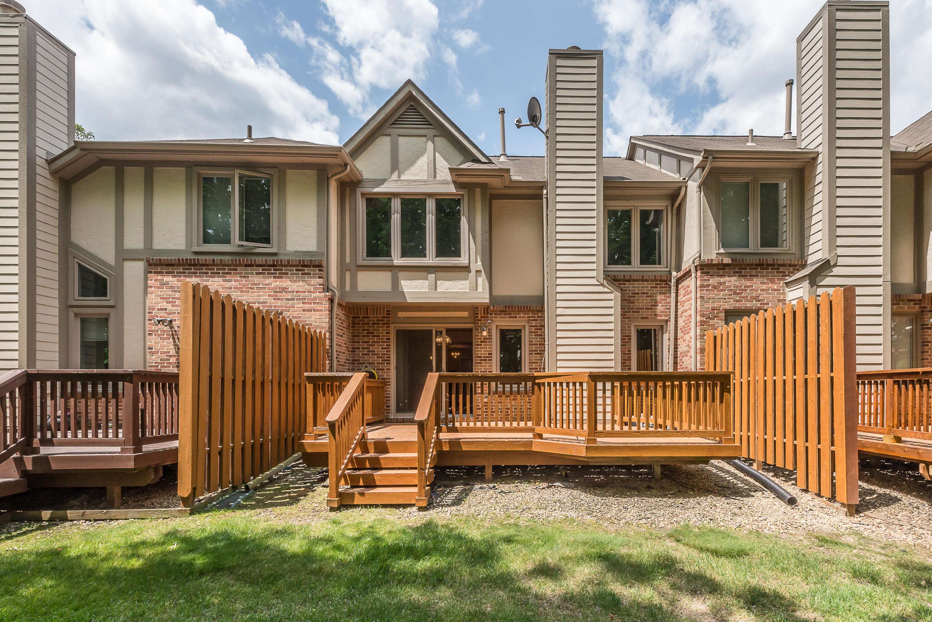 Canton, MI 48187,41920 Saratoga Circle