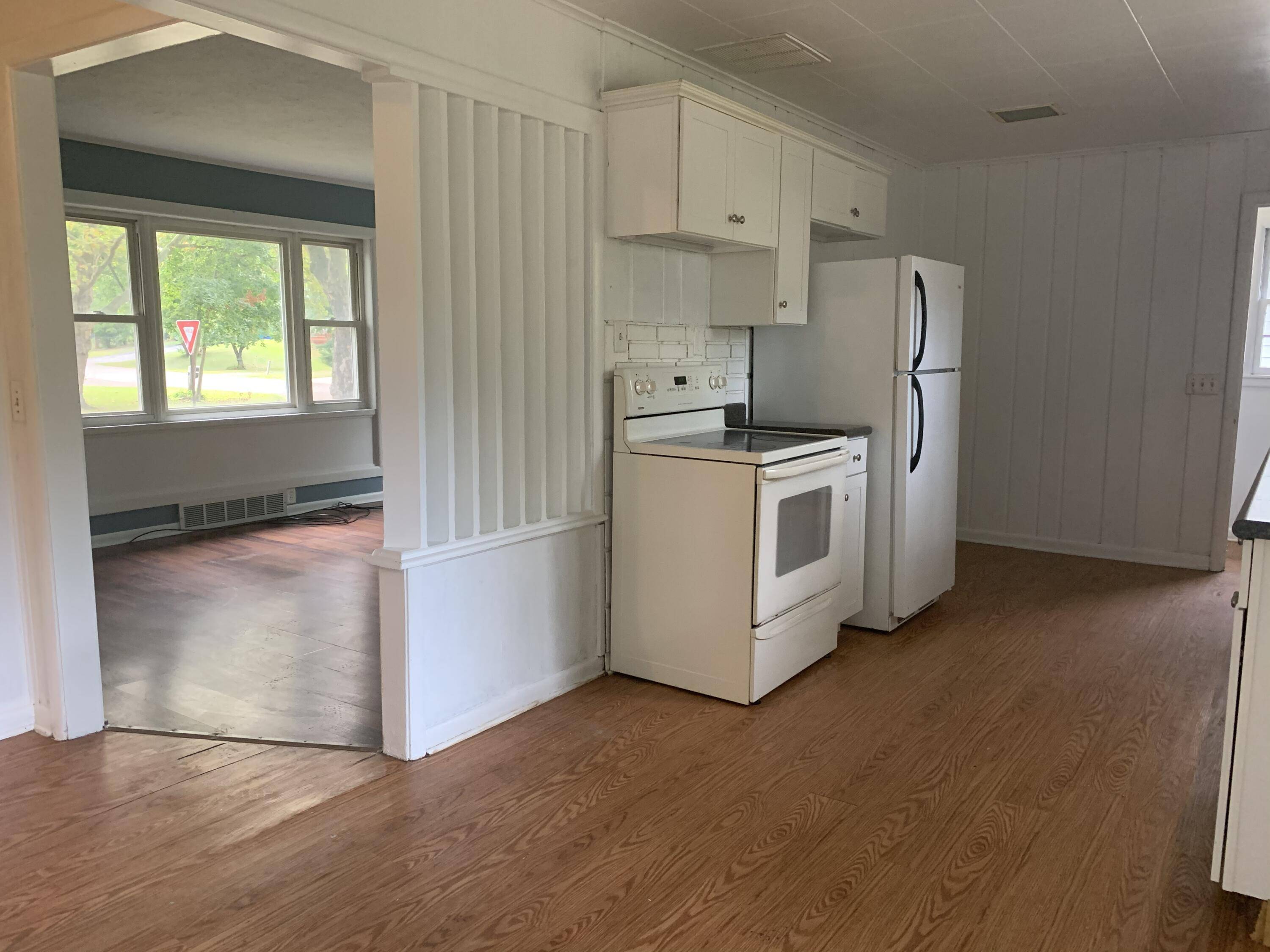 Kalamazoo, MI 49006,833 Westmoreland Avenue