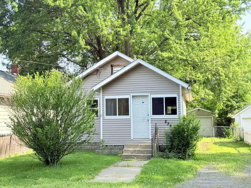 234 Broad Street, Michigan Center, MI 49254