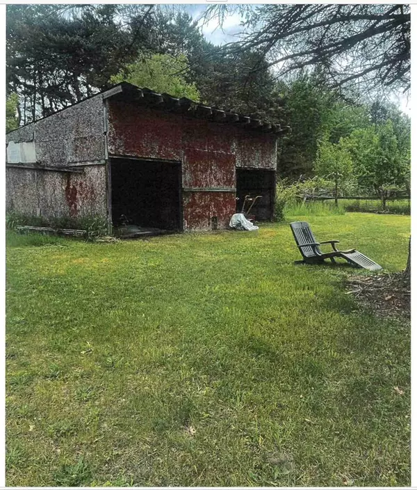 Scottville, MI 49454,982 W 1st Street