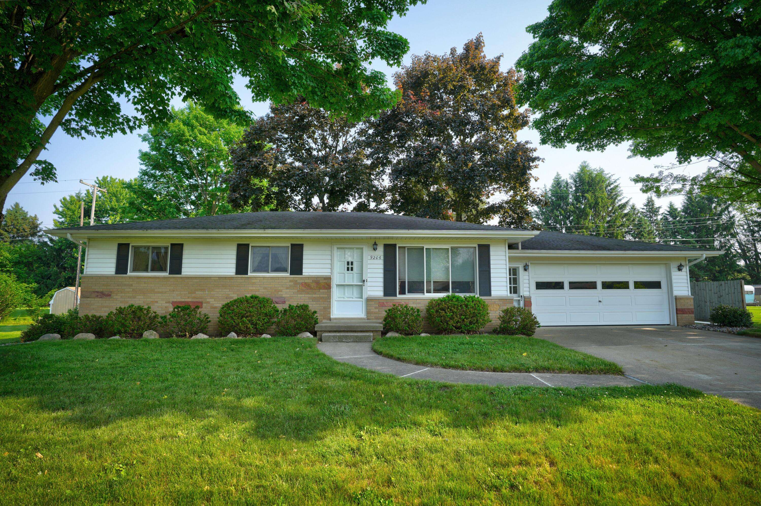 Flushing, MI 48433,9206 Potter Road