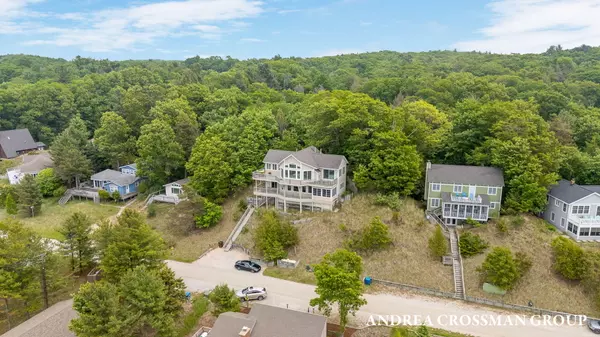 10508 Lost Valley Road, Montague, MI 49437