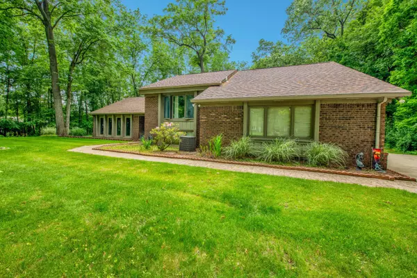 Brighton, MI 48114,5244 Bradford Circle