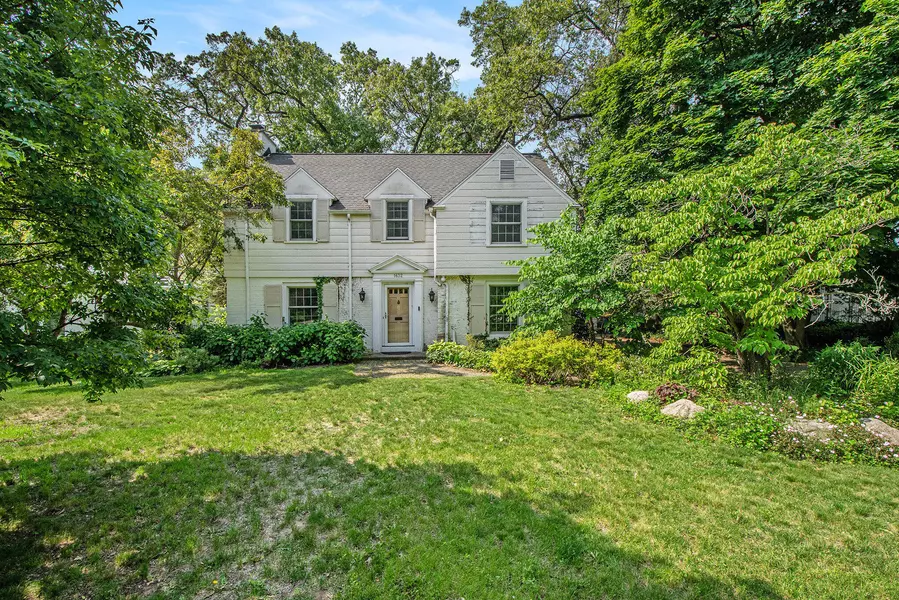 1632 Seminole SE Road, East Grand Rapids, MI 49506