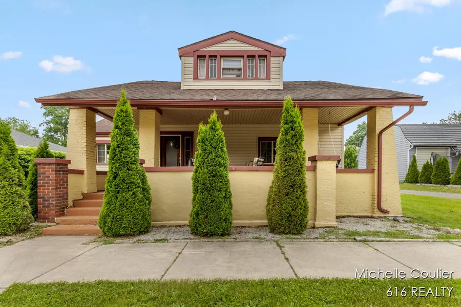 626 Academy Street, Portland, MI 48875