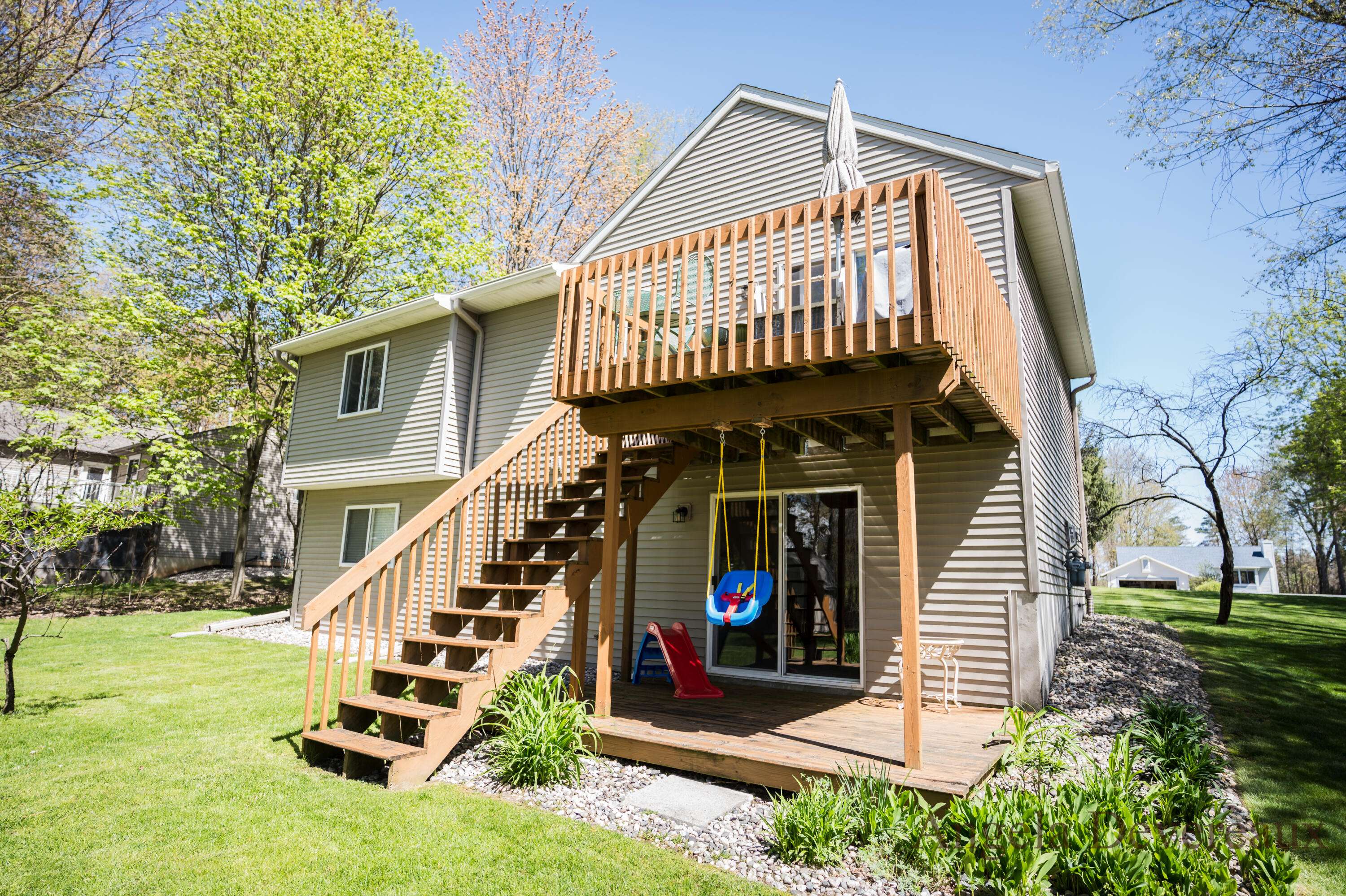 Greenville, MI 48838,10609 Ridgewood Drive