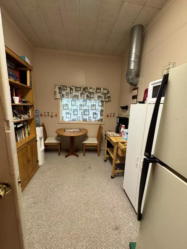 Plainwell, MI 49080,995 N 106th Avenue