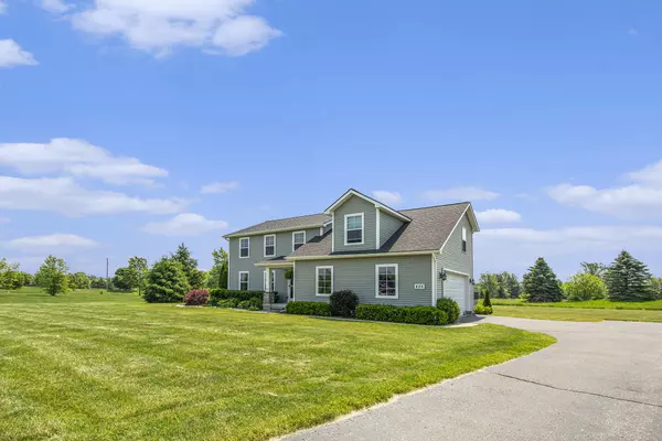 Pinckney, MI 48169,426 Meadowind Court