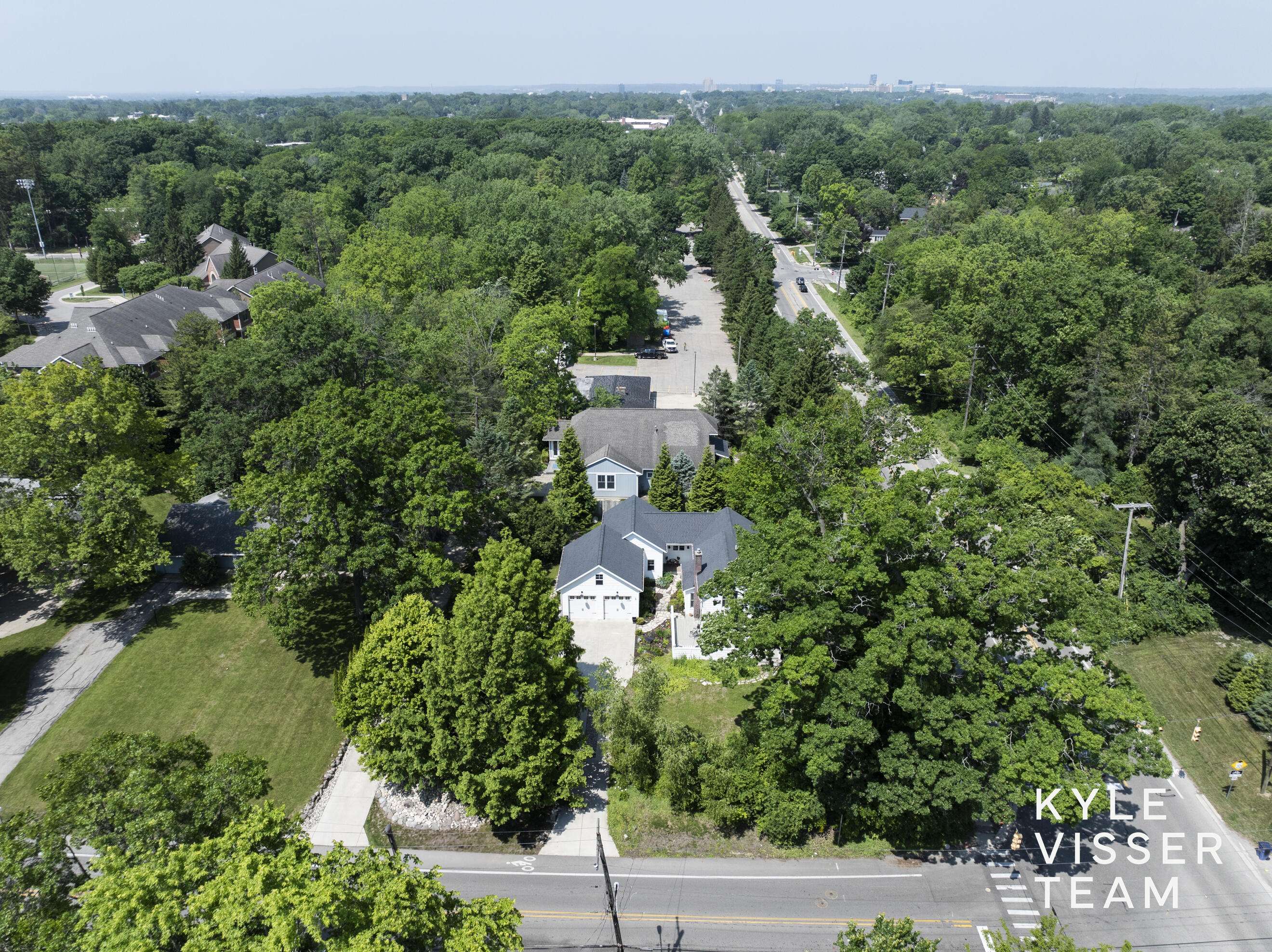 Grand Rapids, MI 49506,3 Woodward SE Lane