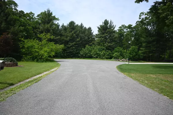 Muskegon, MI 49442,3352 White Eagle Drive