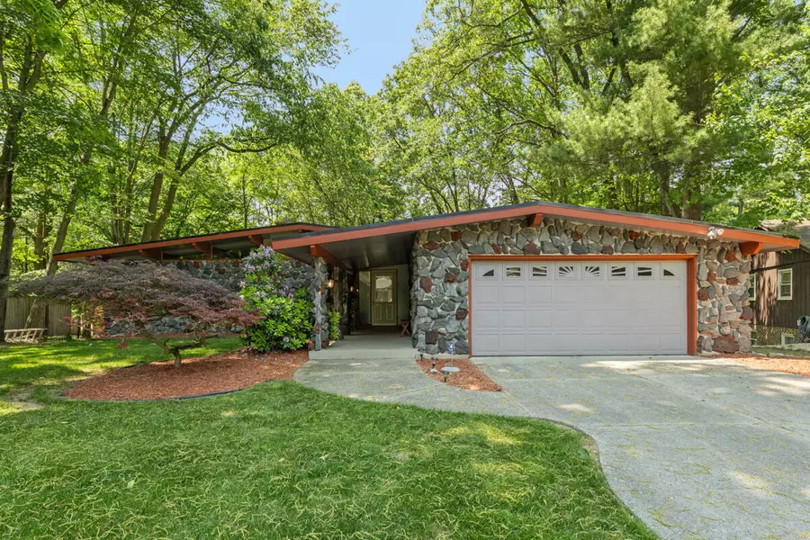 4675 Grenadier SW Drive, Wyoming, MI 49509