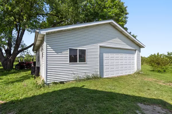 Tipton, MI 49287,5584 W Monroe Rd Road